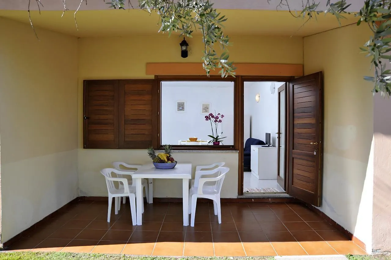 Li Menduli Residence San Teodoro  Italy