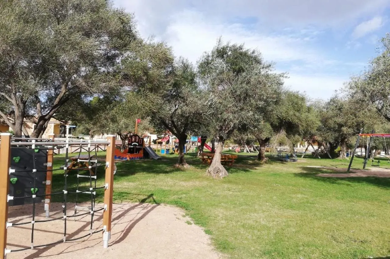 Aparthotel Li Menduli Residence San Teodoro