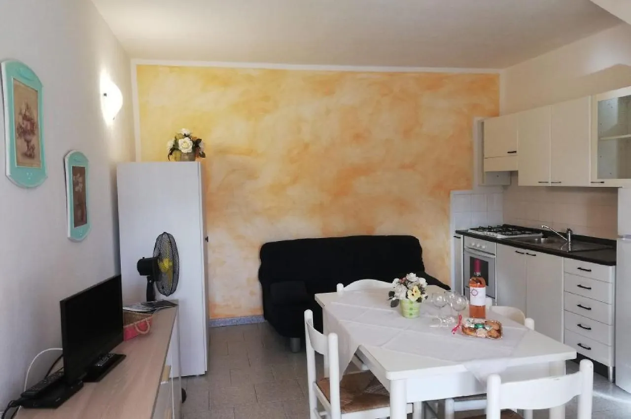 Li Menduli Residence San Teodoro  Aparthotel